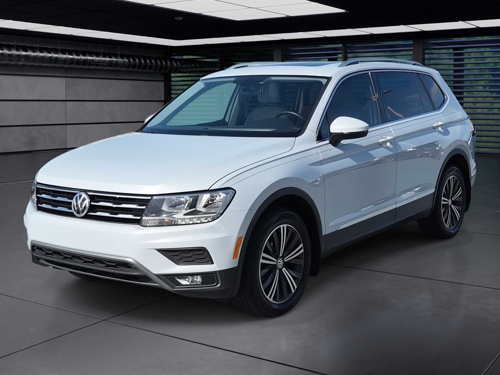 Thumbnail: 2018 Volkswagen Tiguan - 1