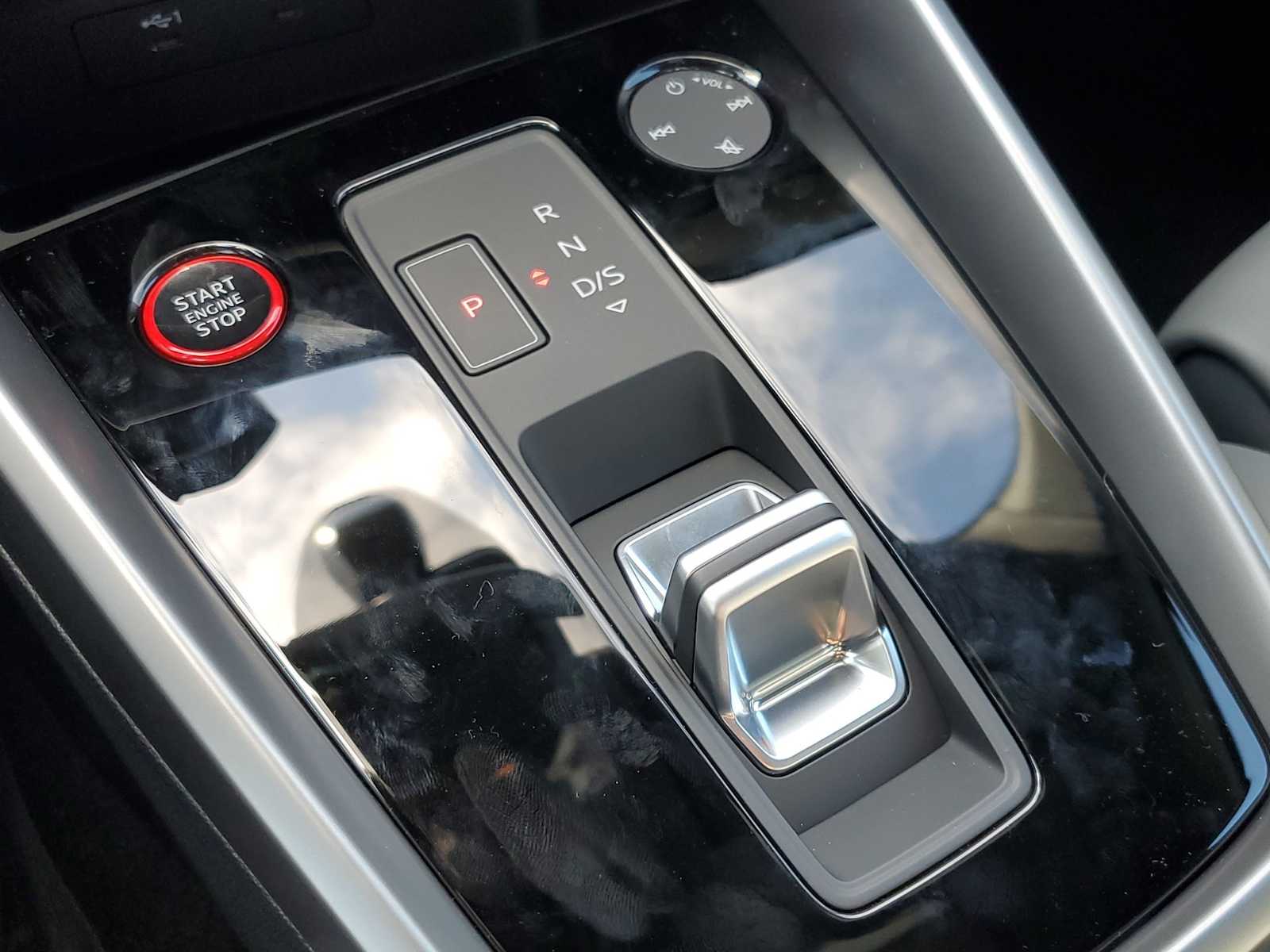 Thumbnail: 2024 Audi S3 - 24