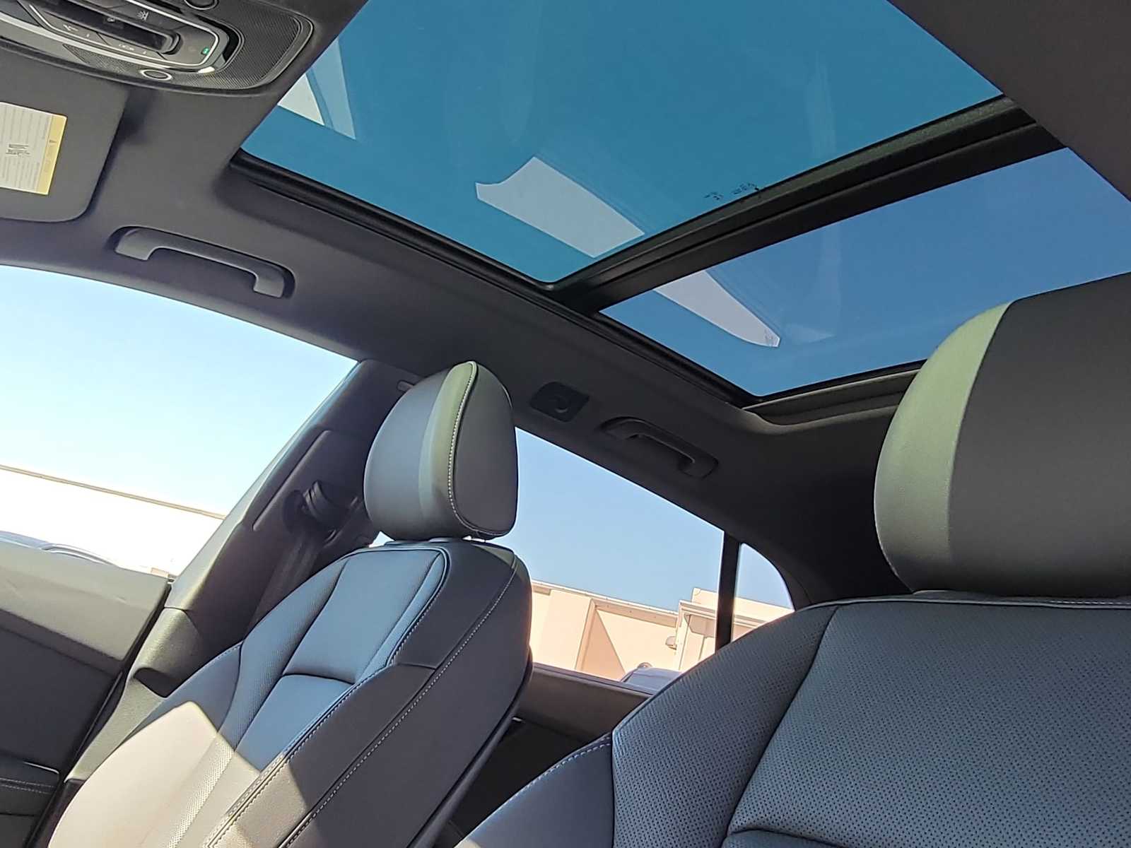 Thumbnail: 2025 Audi Q8 - 18