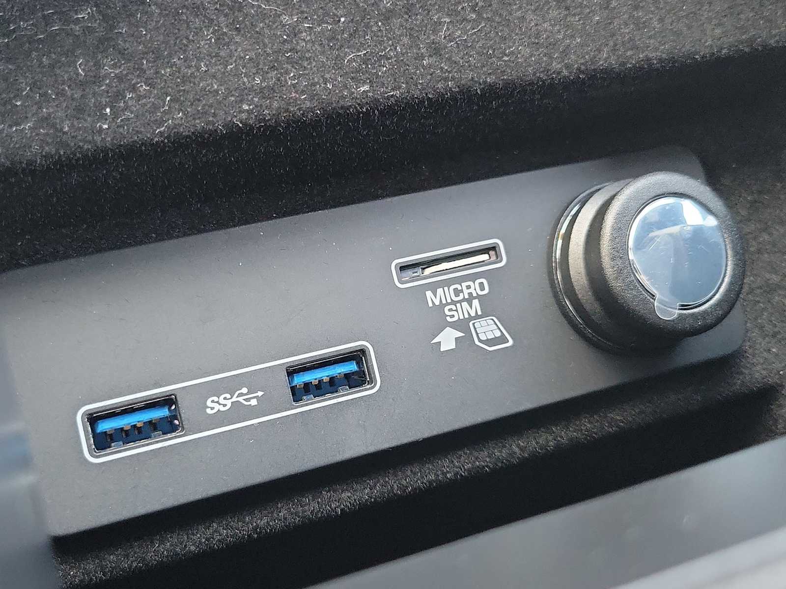 Thumbnail: 2020 Land Rover Range Rover Sport - 29