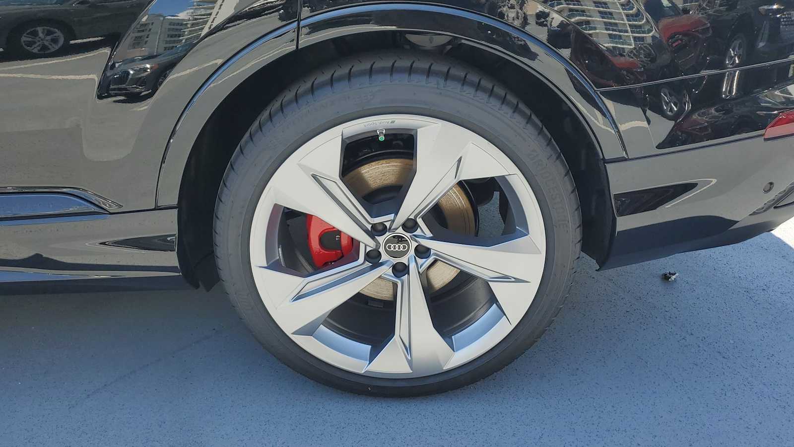 Thumbnail: 2026 Audi Q7 - 13