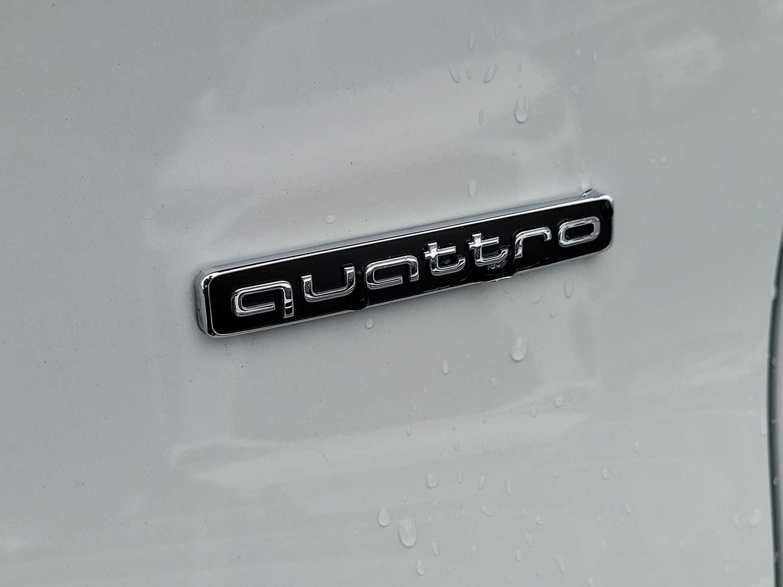 Thumbnail: 2025 Audi Q5 - 11