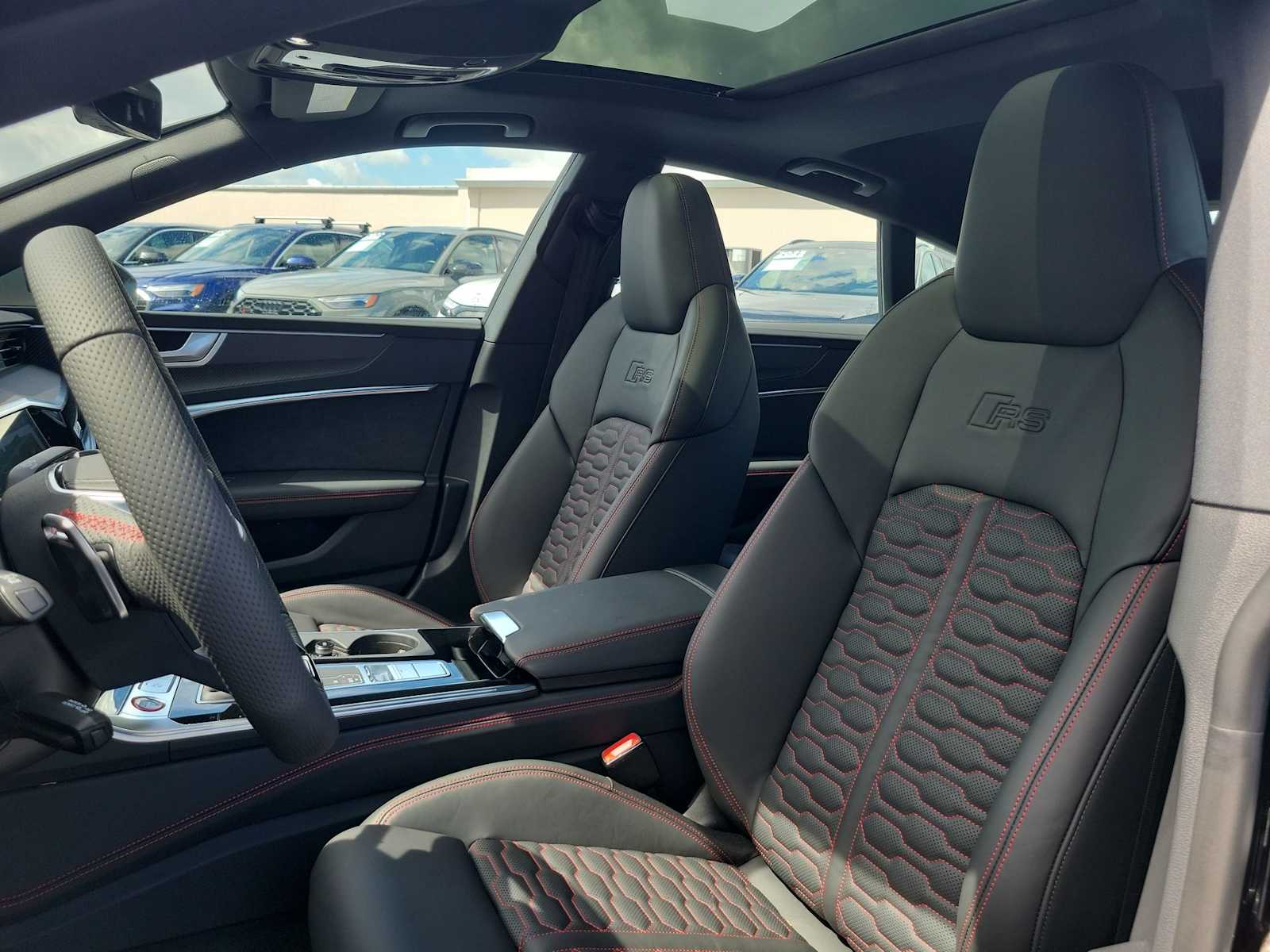 Thumbnail: 2026 Audi RS 7 - 15