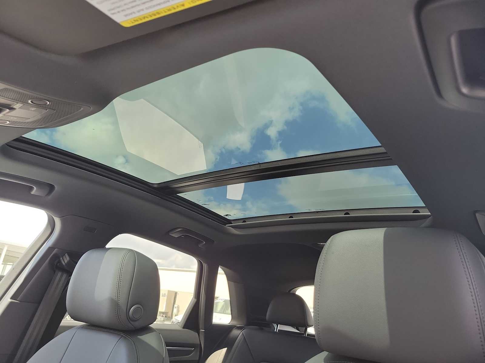 Thumbnail: 2025 Audi Q3 - 18