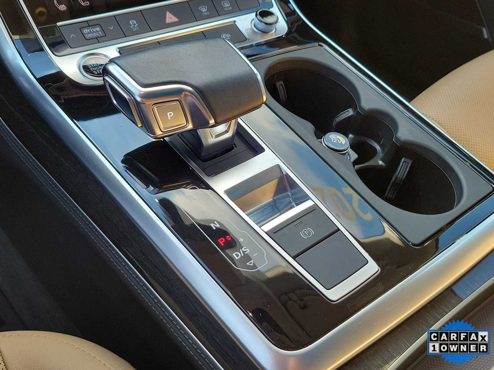 Thumbnail: 2021 Audi Q7 - 25