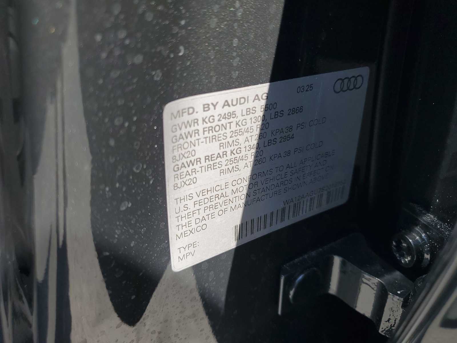 Thumbnail: 2025 Audi Q5 - 25