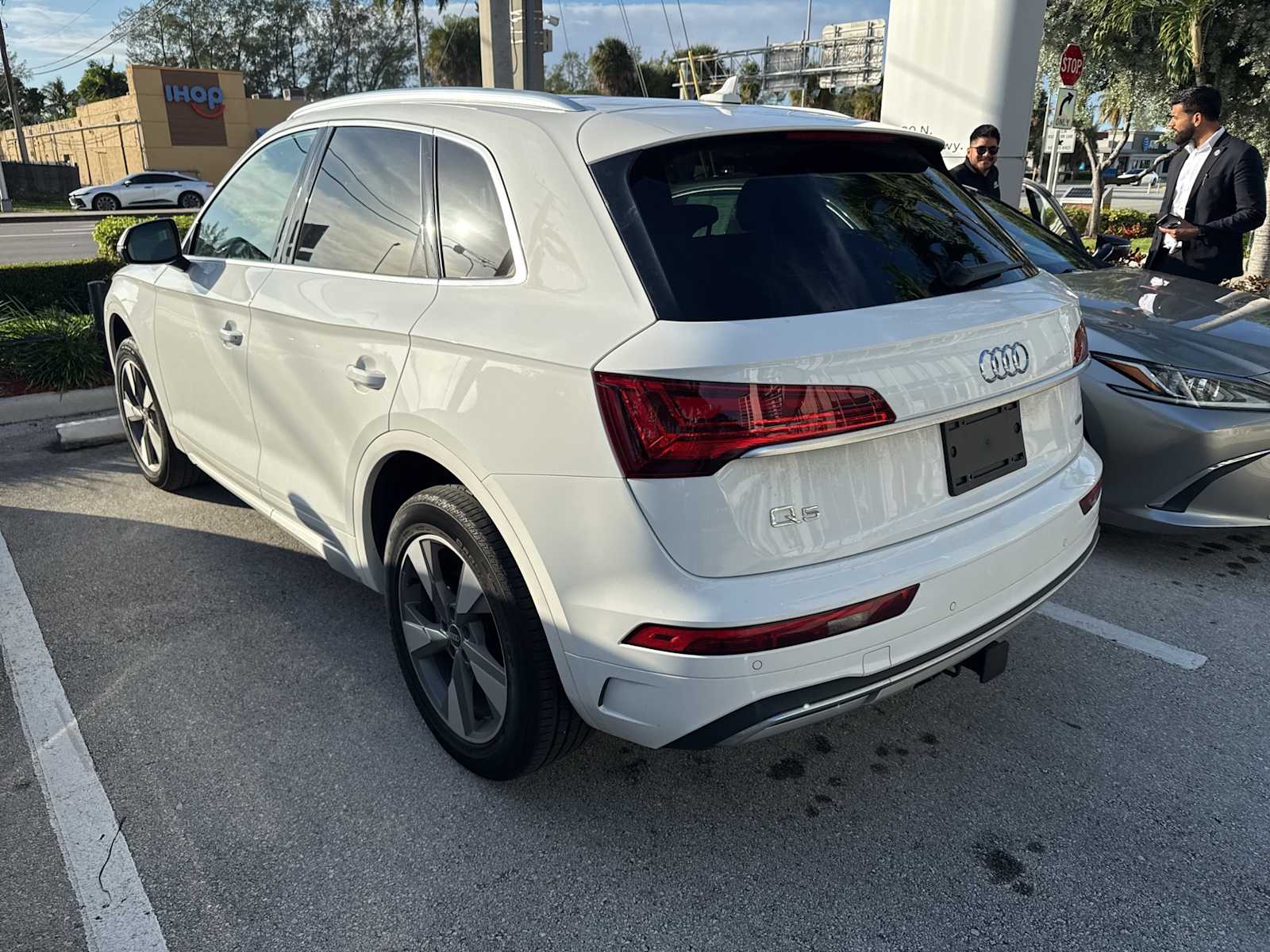 Thumbnail: 2023 Audi Q5 - 4