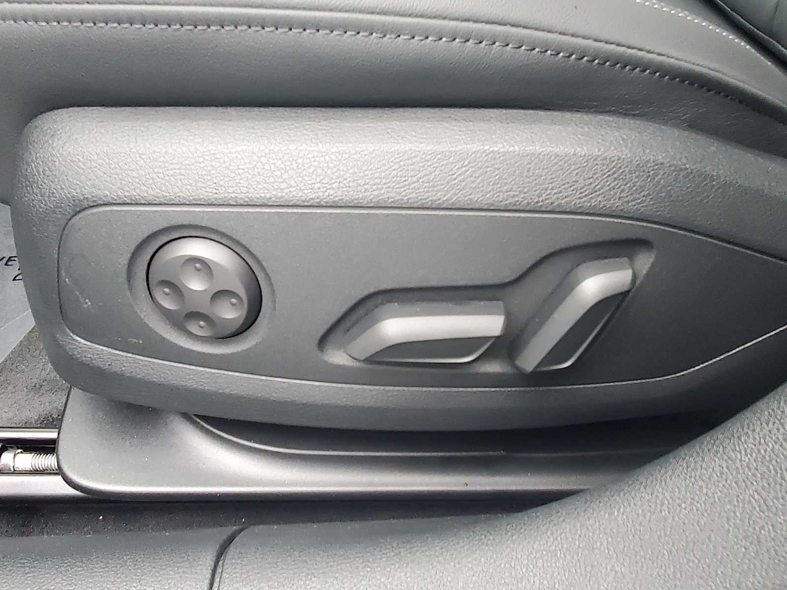 Thumbnail: 2023 Audi A4 - 16