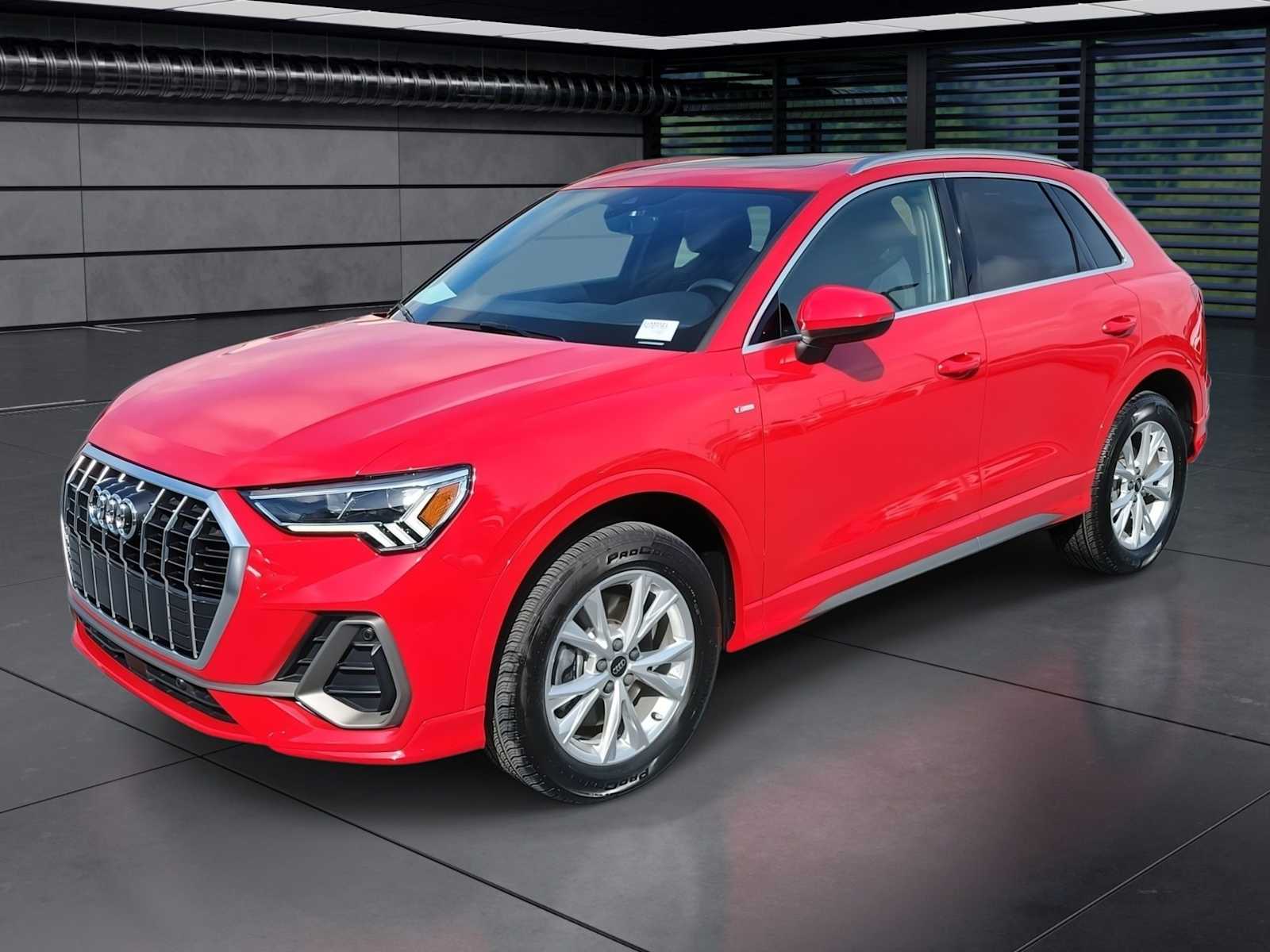 Thumbnail: 2025 Audi Q3 - 1