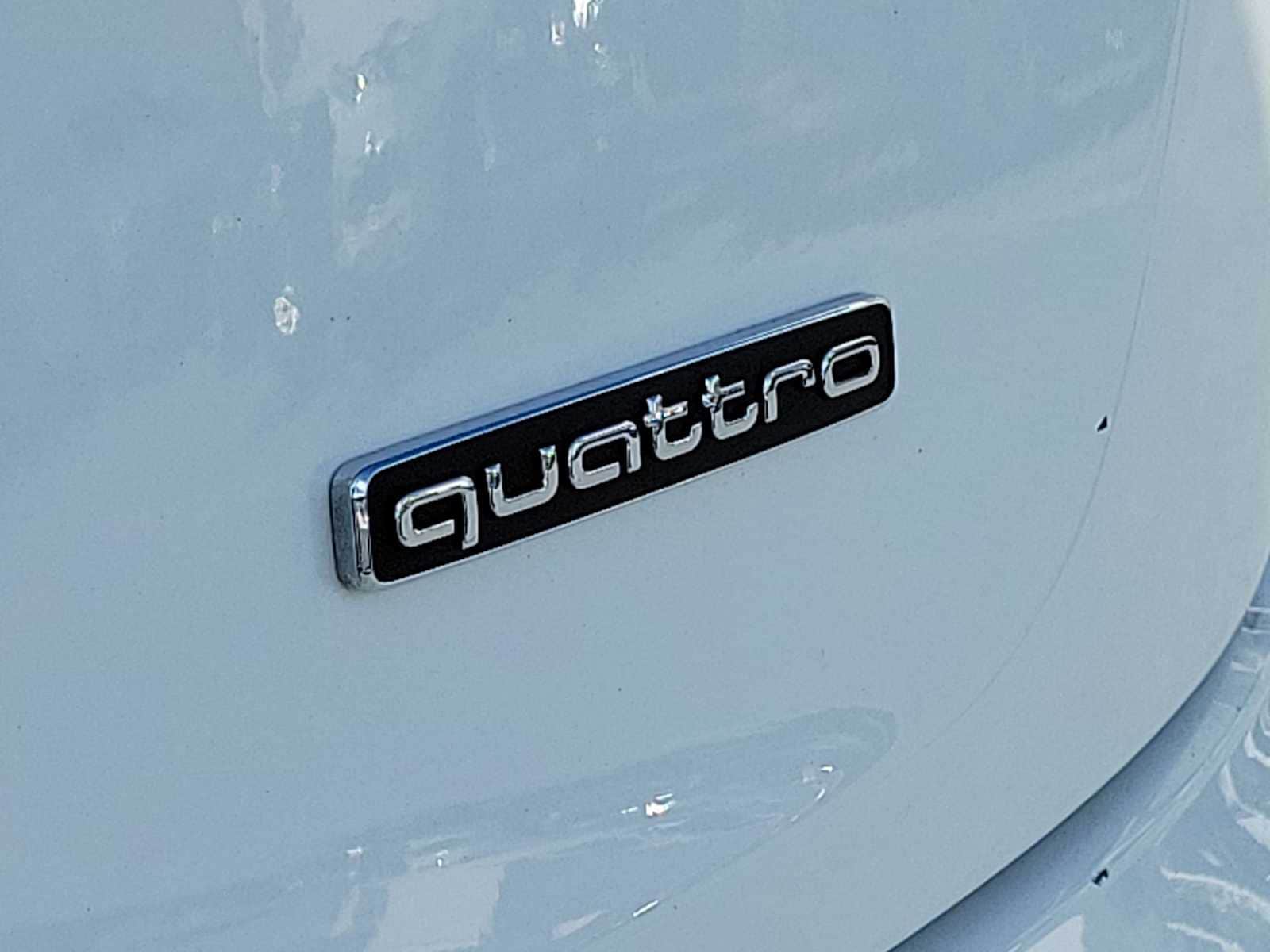 Thumbnail: 2023 Audi Q5 - 11