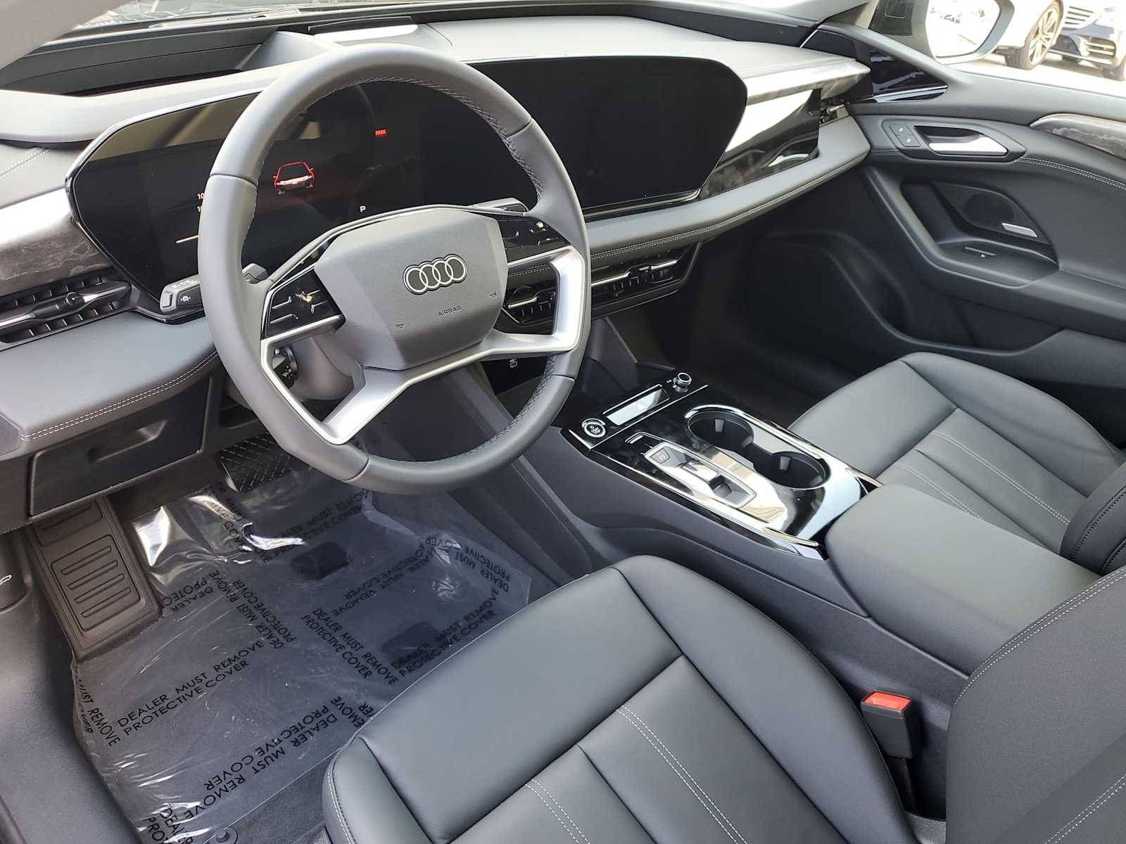 Thumbnail: 2025 Audi e-tron S - 2