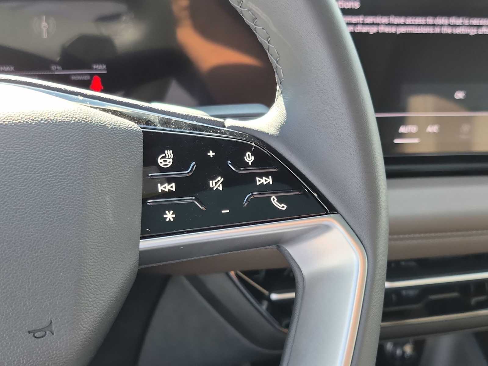 Thumbnail: 2025 Audi e-tron S - 22