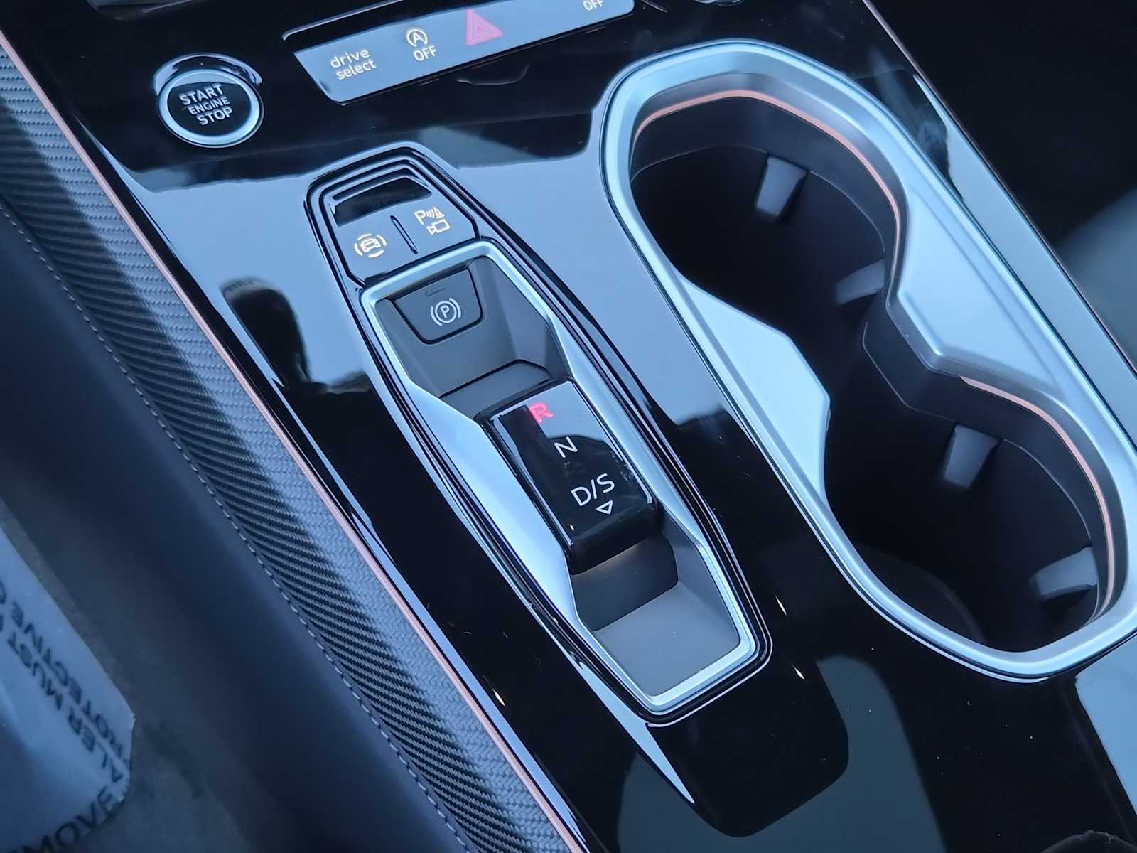 Thumbnail: 2026 Audi A6 - 25