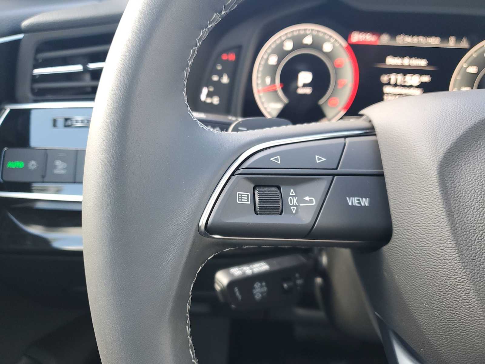 Thumbnail: 2025 Audi Q8 - 17