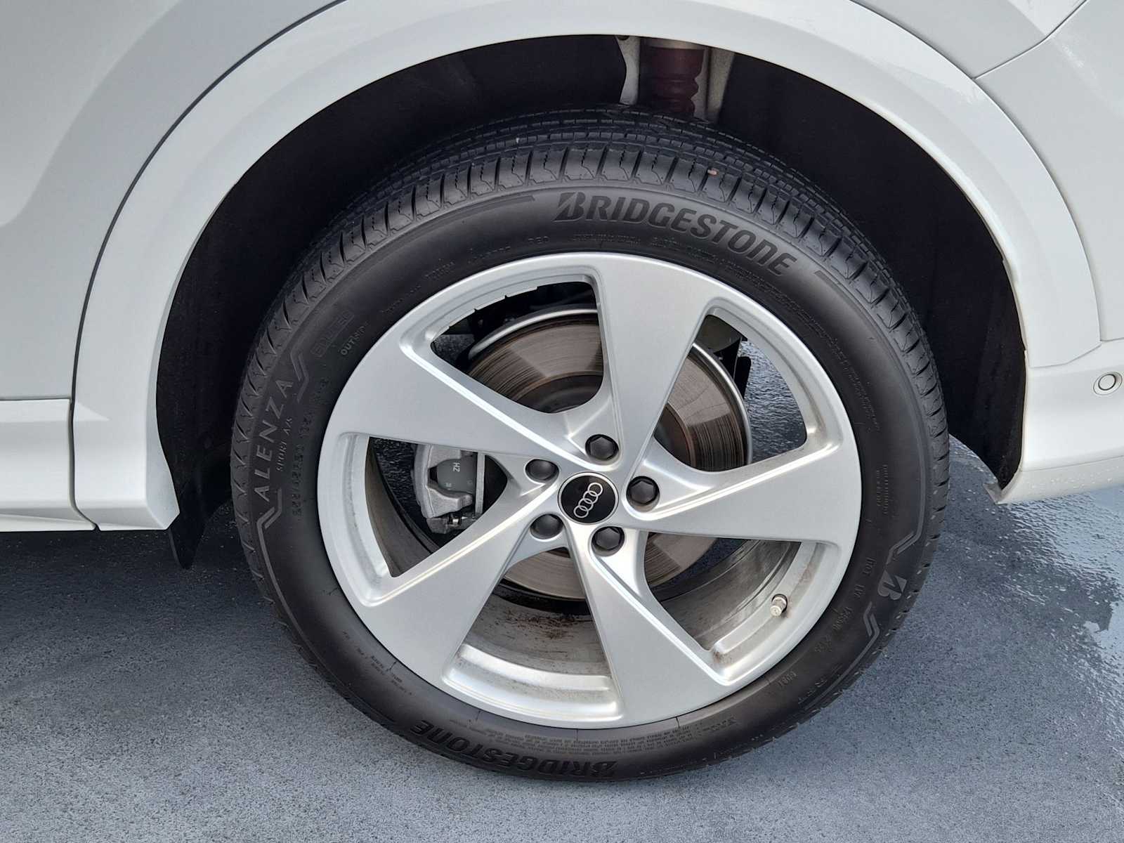 Thumbnail: 2025 Audi Q5 - 12