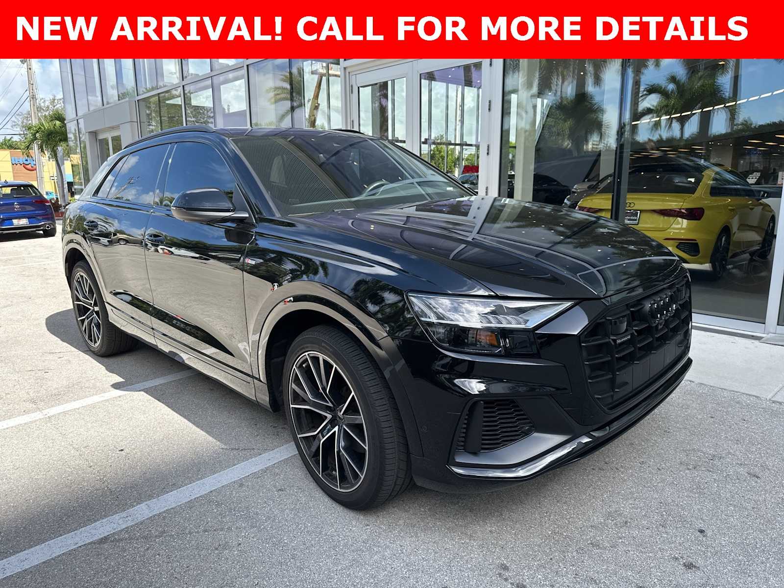 Thumbnail: 2023 Audi Q8 - 3