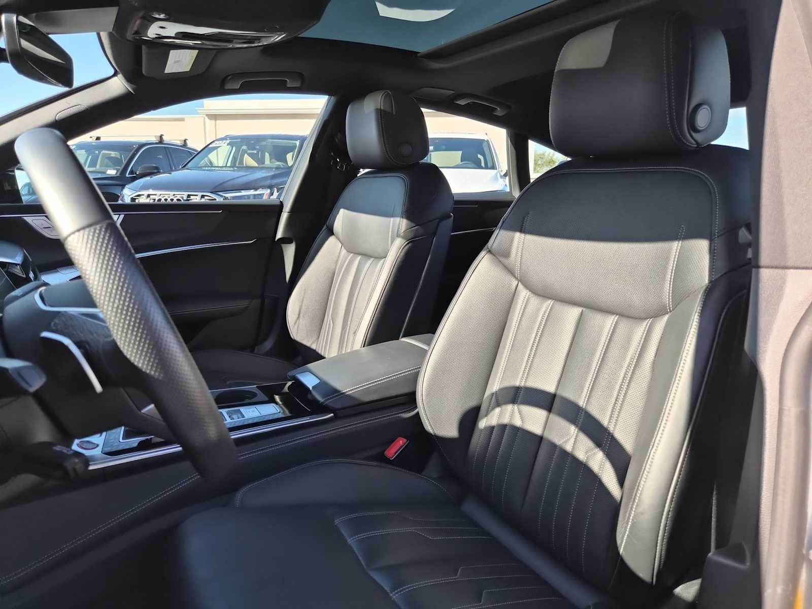 Thumbnail: 2022 Audi S7 - 15