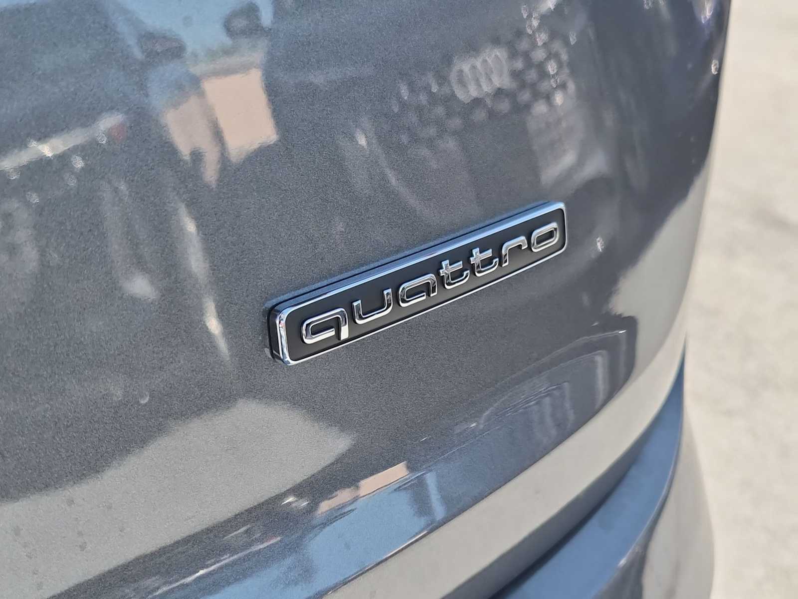 Thumbnail: 2026 Audi Q7 - 11