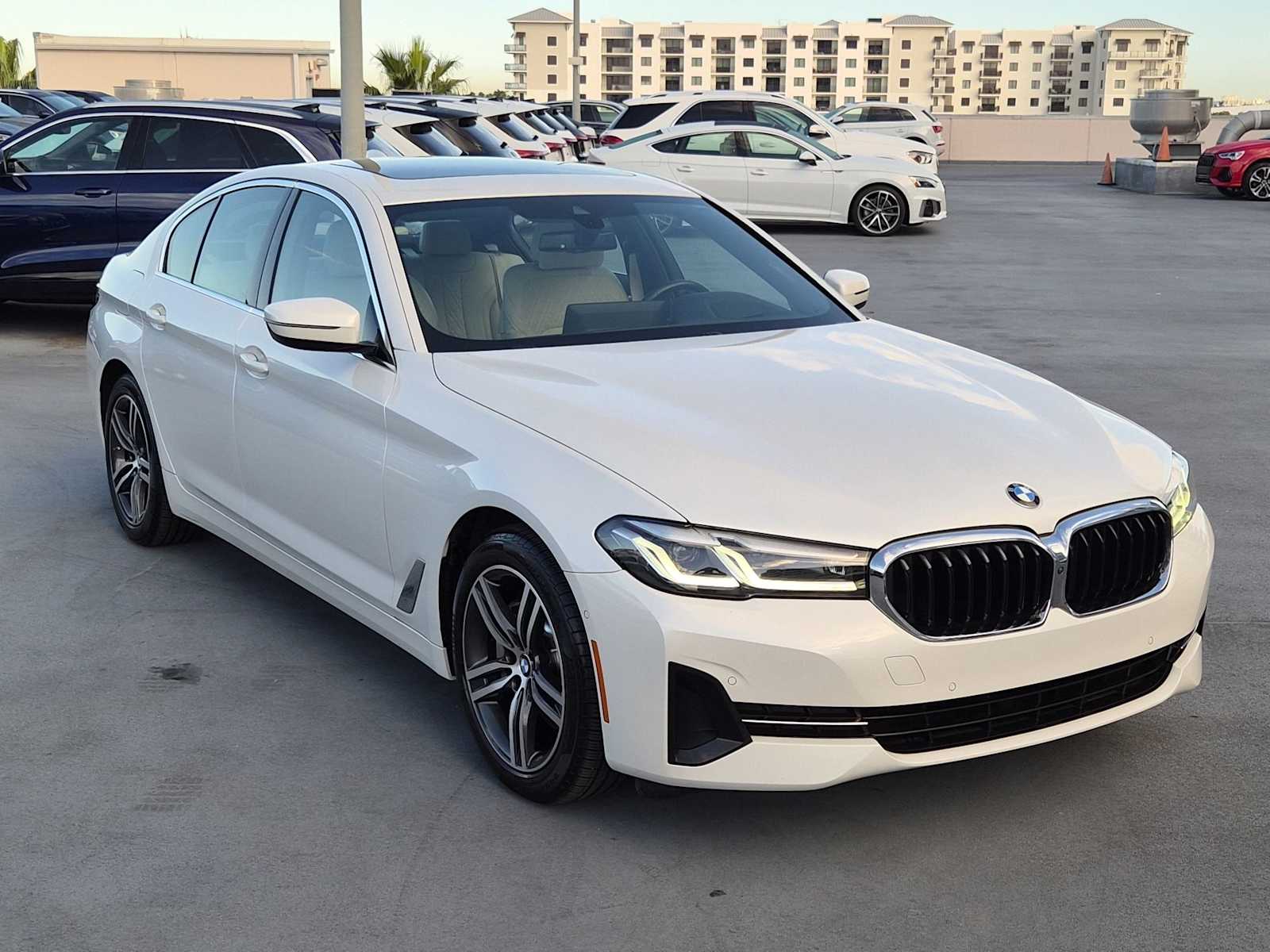 Thumbnail: 2021 BMW 5 Series - 8