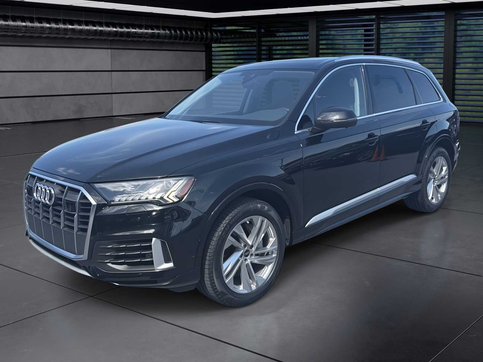2023 Audi Q7 Premium Plus