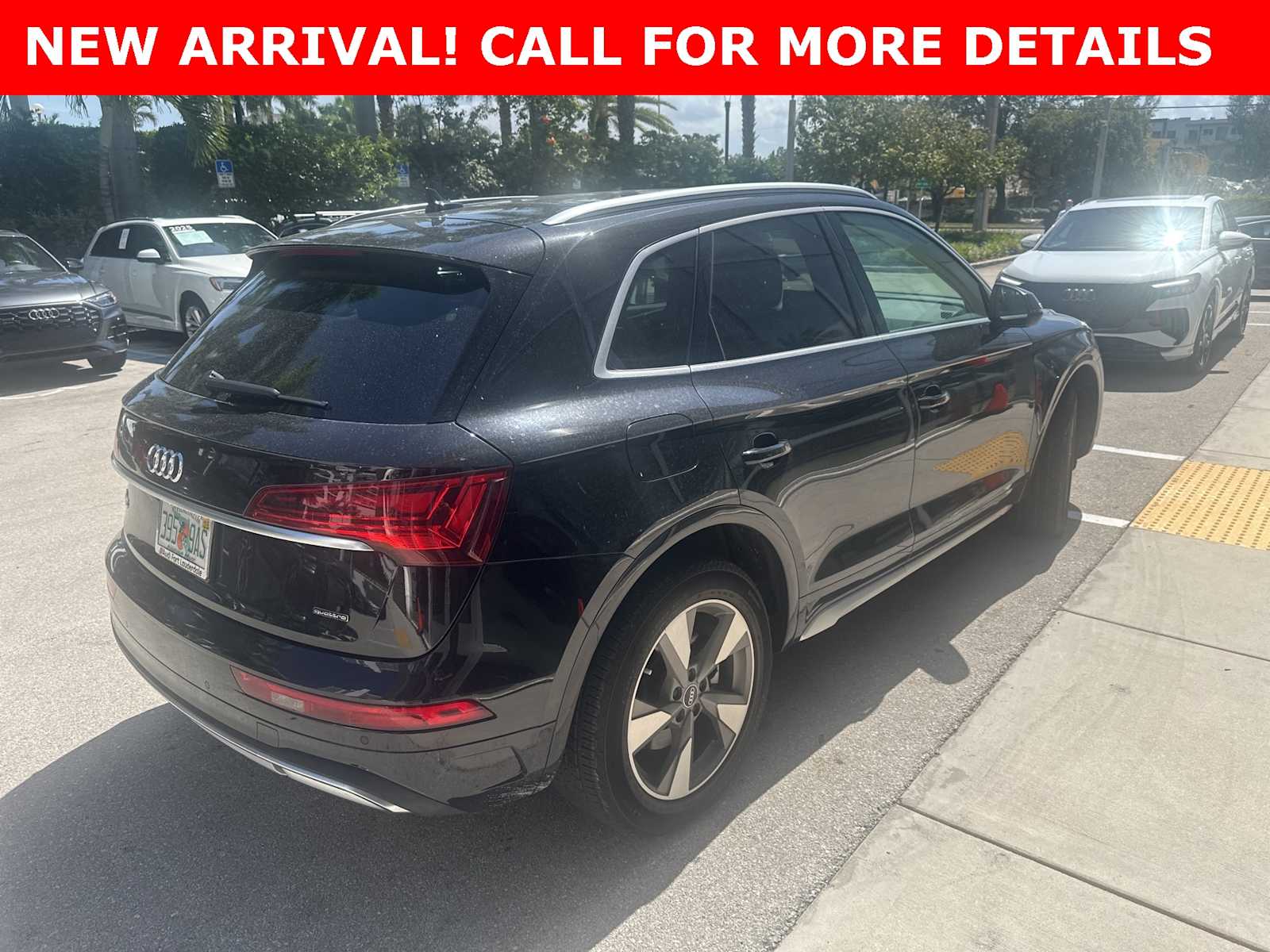 Thumbnail: 2022 Audi Q5 - 4