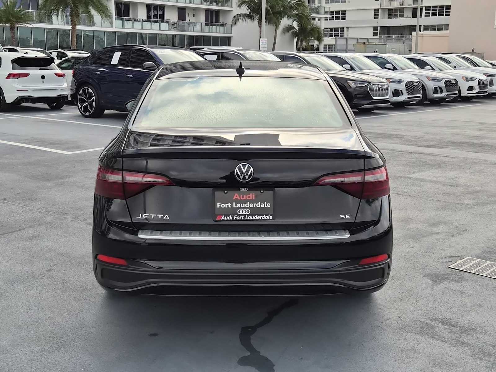 Thumbnail: 2023 Volkswagen Jetta - 5