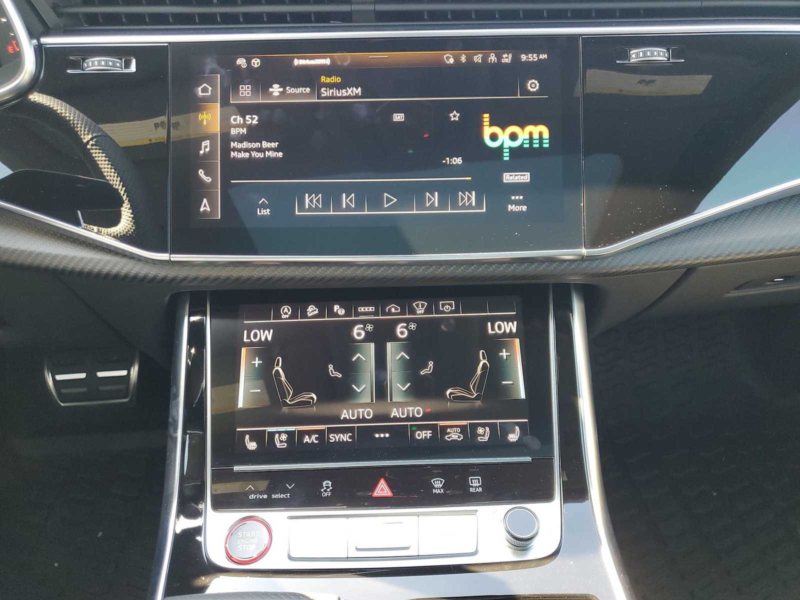 Thumbnail: 2023 Audi RS Q8 - 19