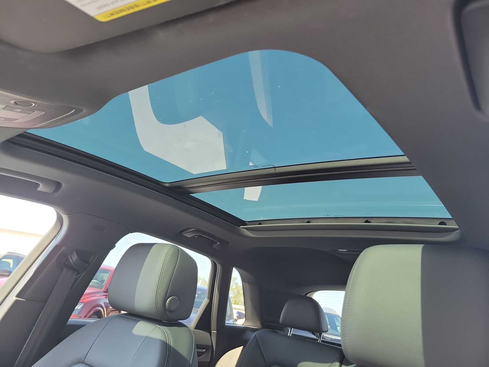 Thumbnail: 2024 Audi Q3 - 18