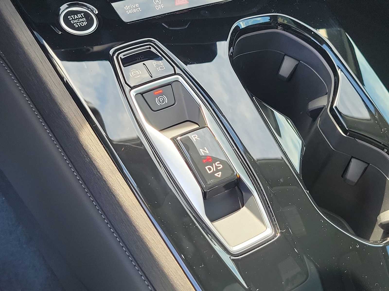 Thumbnail: 2025 Audi A5 - 25