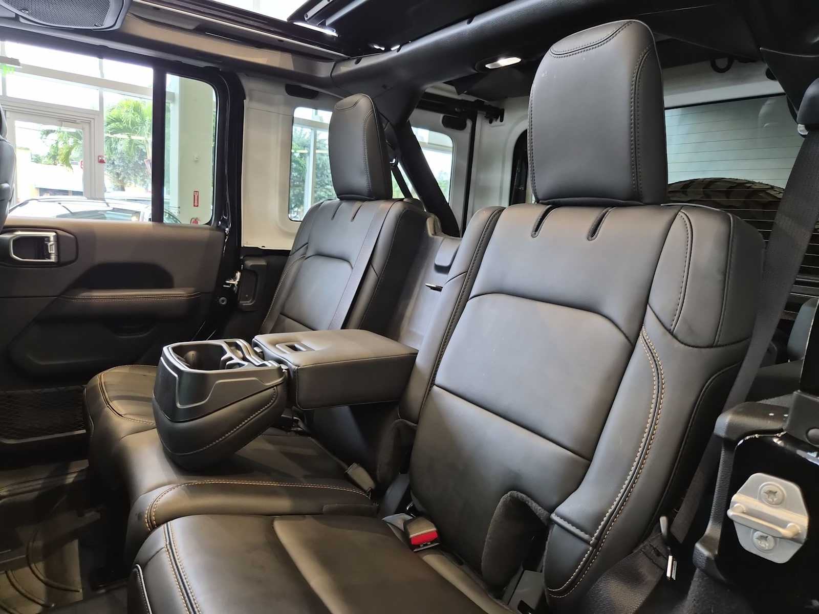 Thumbnail: 2025 Jeep Wrangler - 18