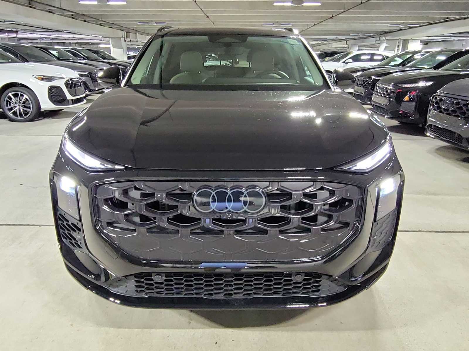 Thumbnail: 2026 Audi Q3 - 9