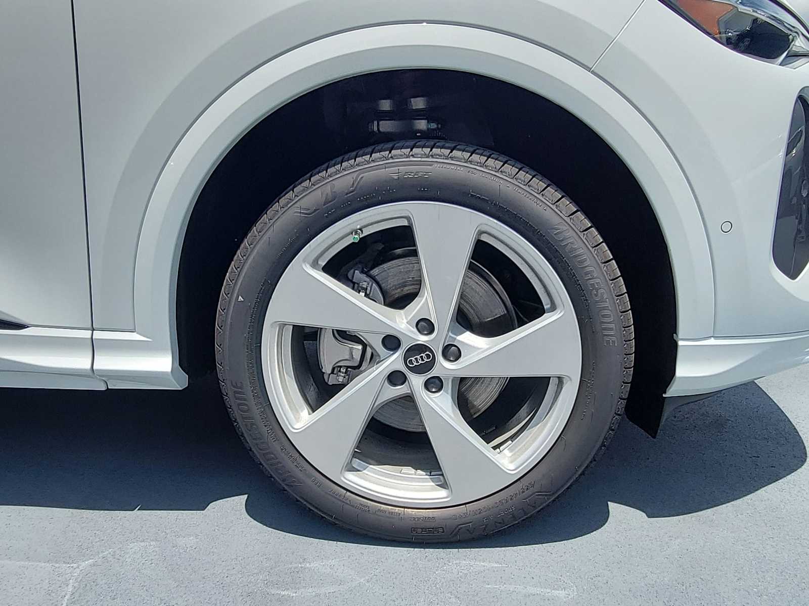 Thumbnail: 2026 Audi Q5 - 12