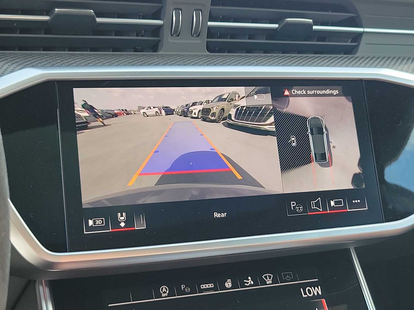 Thumbnail: 2026 Audi RS 7 - 24