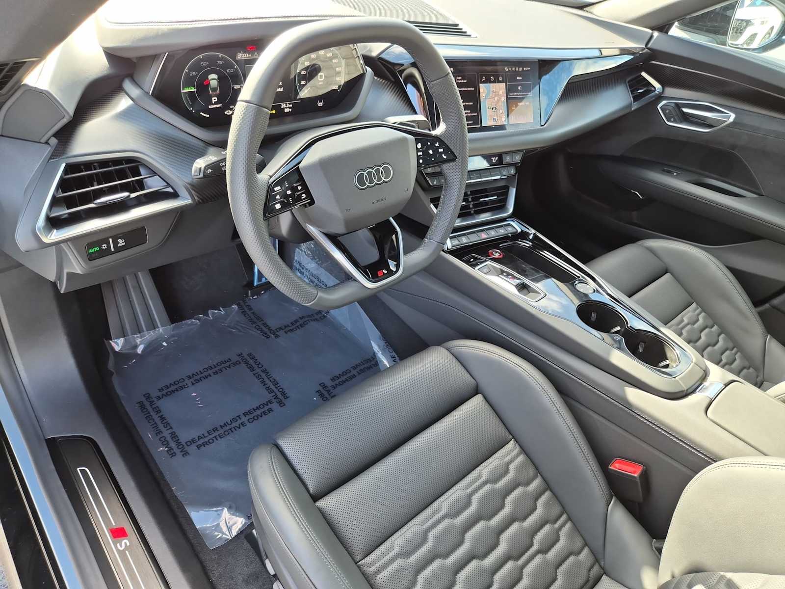 Thumbnail: 2026 Audi e-tron GT - 2