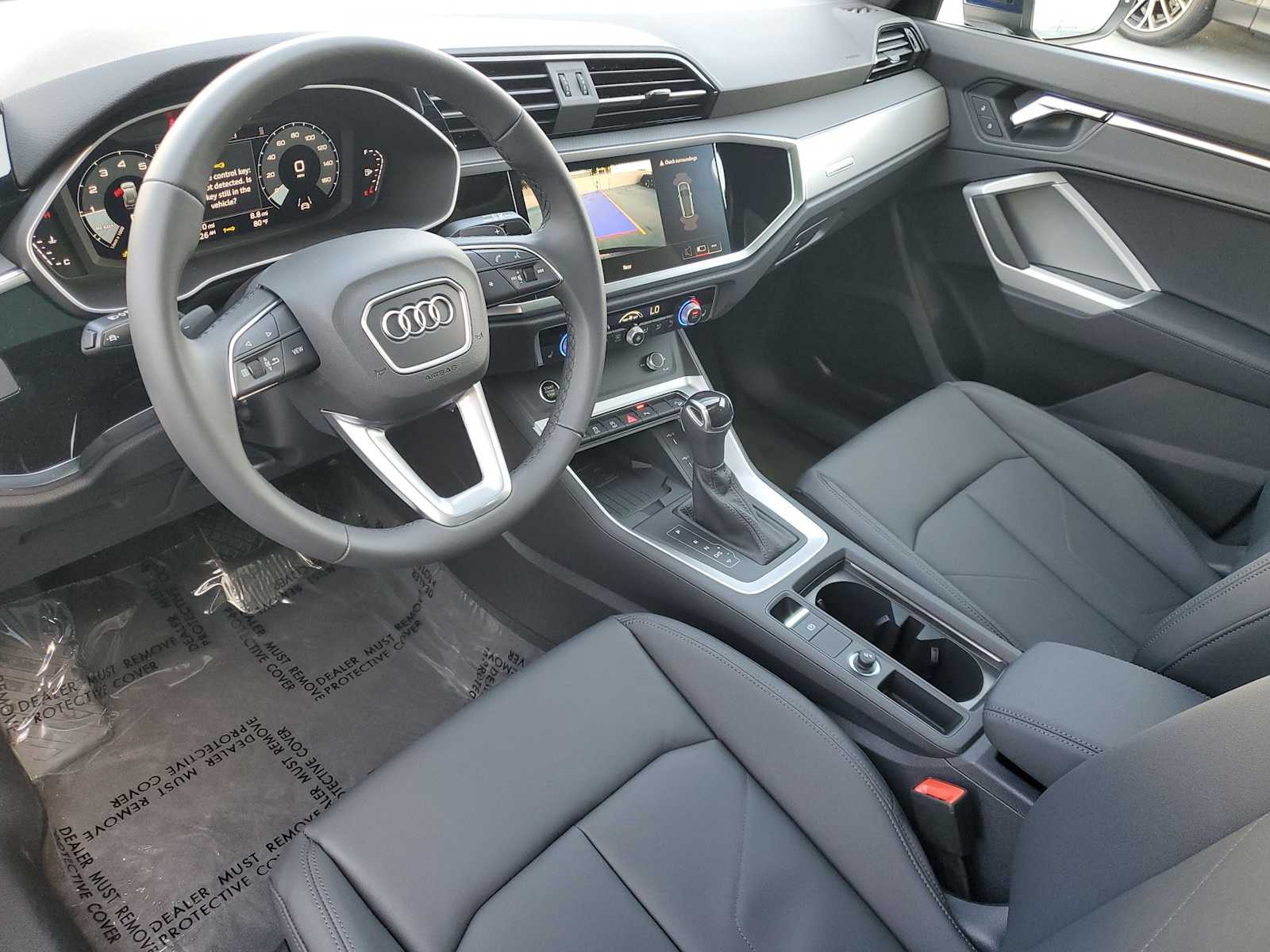 Thumbnail: 2025 Audi Q3 - 2