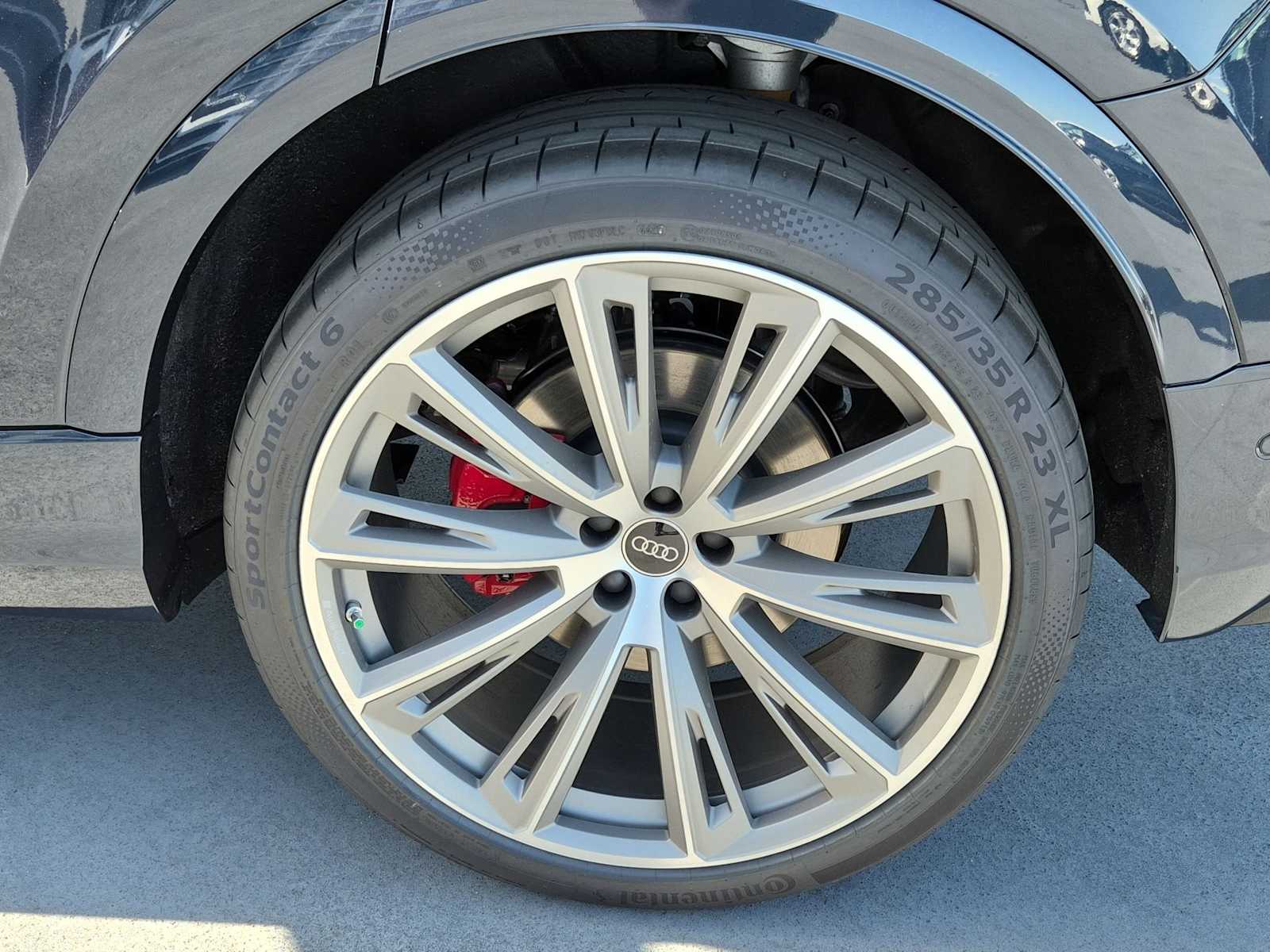 Thumbnail: 2026 Audi Q8 - 12