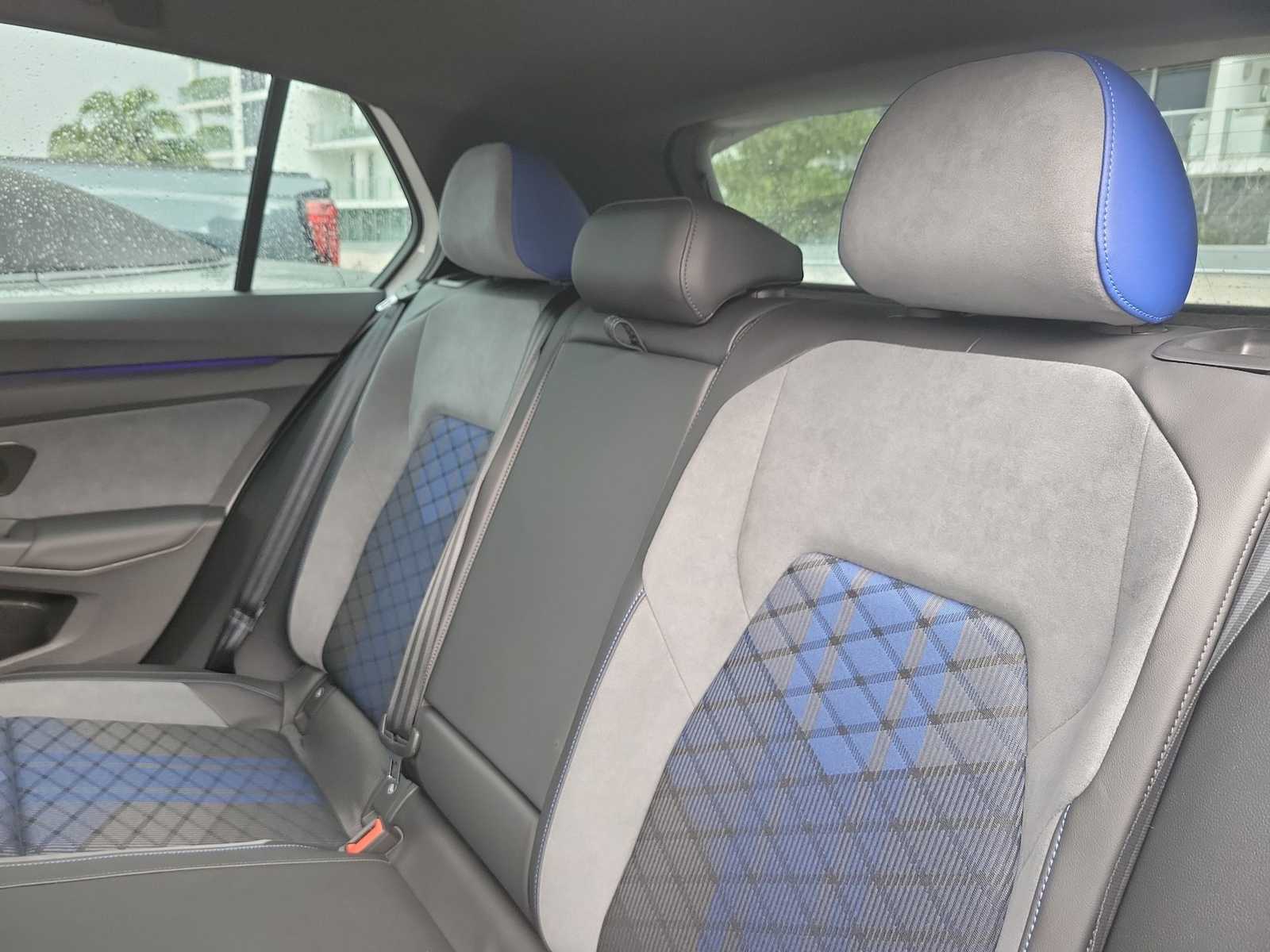 Thumbnail: 2025 Volkswagen Golf - 18