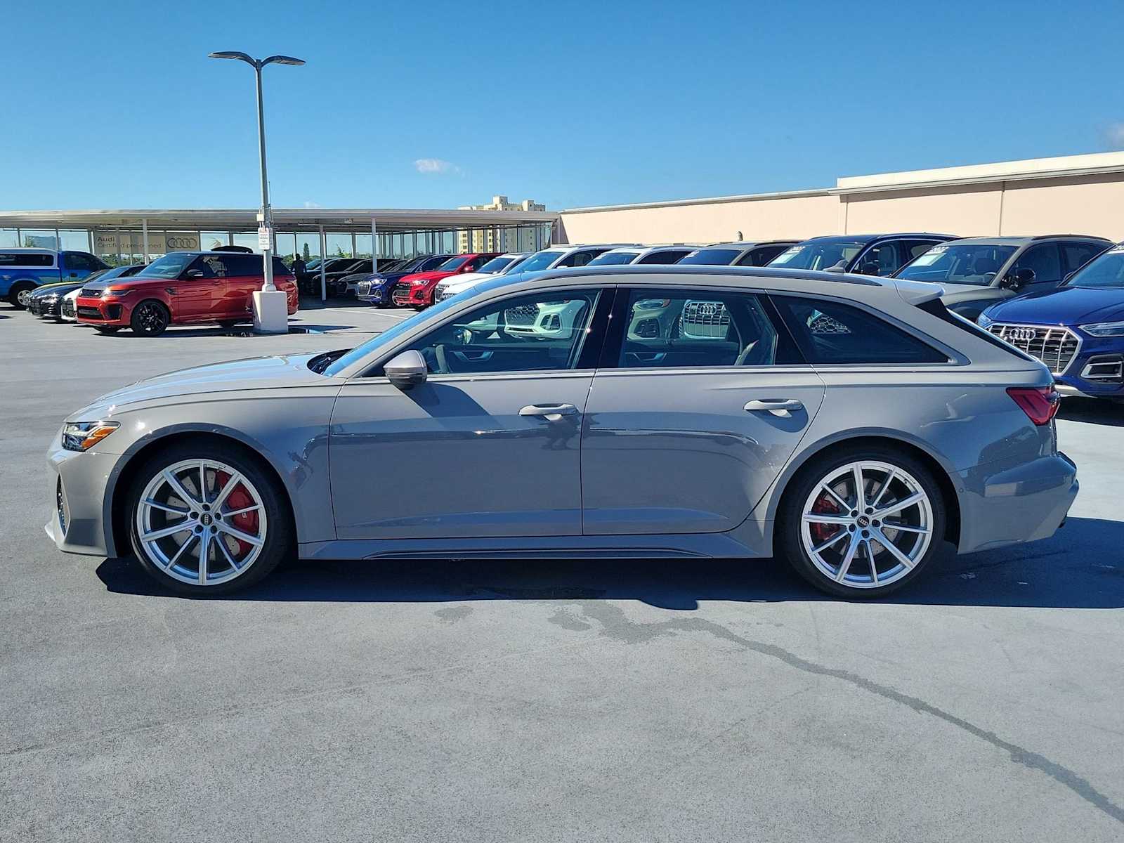 Thumbnail: 2026 Audi RS 6 - 3