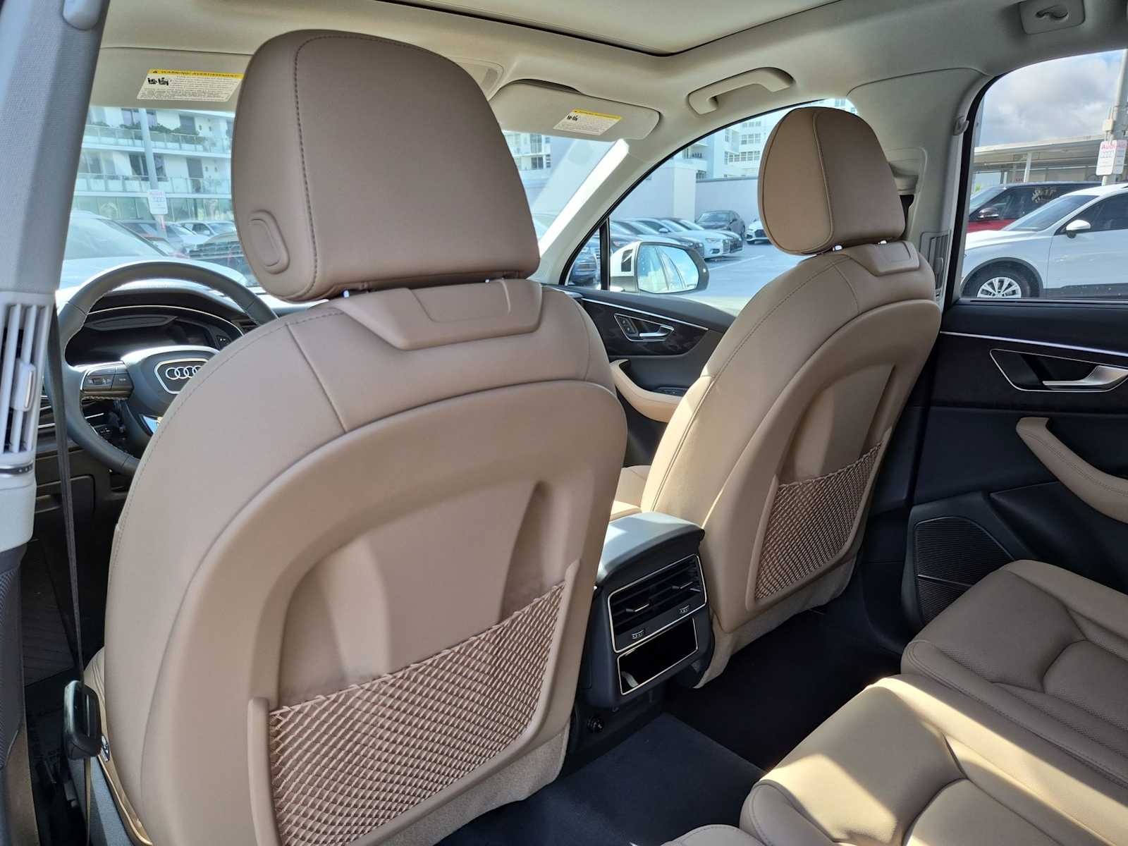 Thumbnail: 2026 Audi Q7 - 17