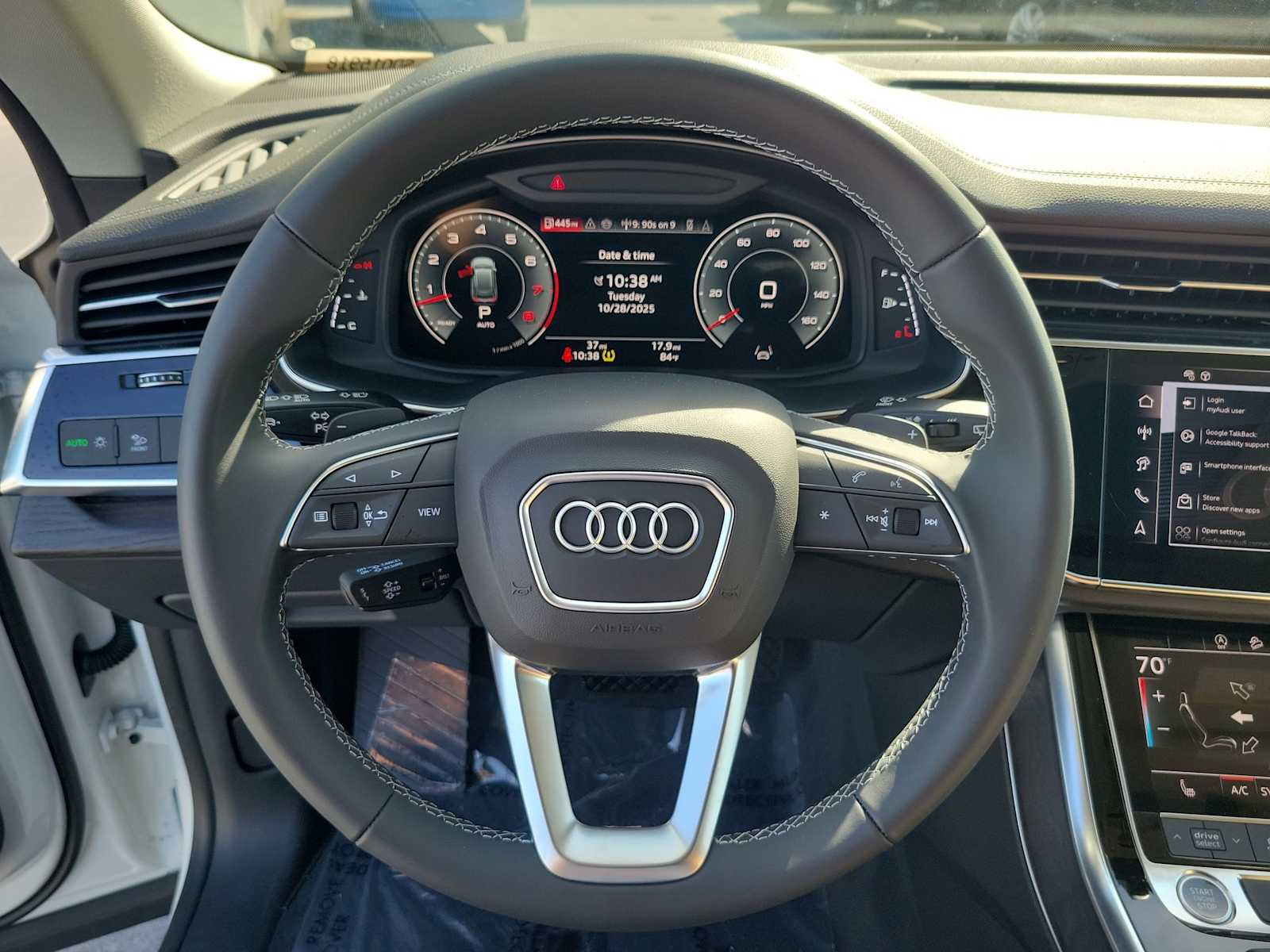 Thumbnail: 2025 Audi Q8 - 20