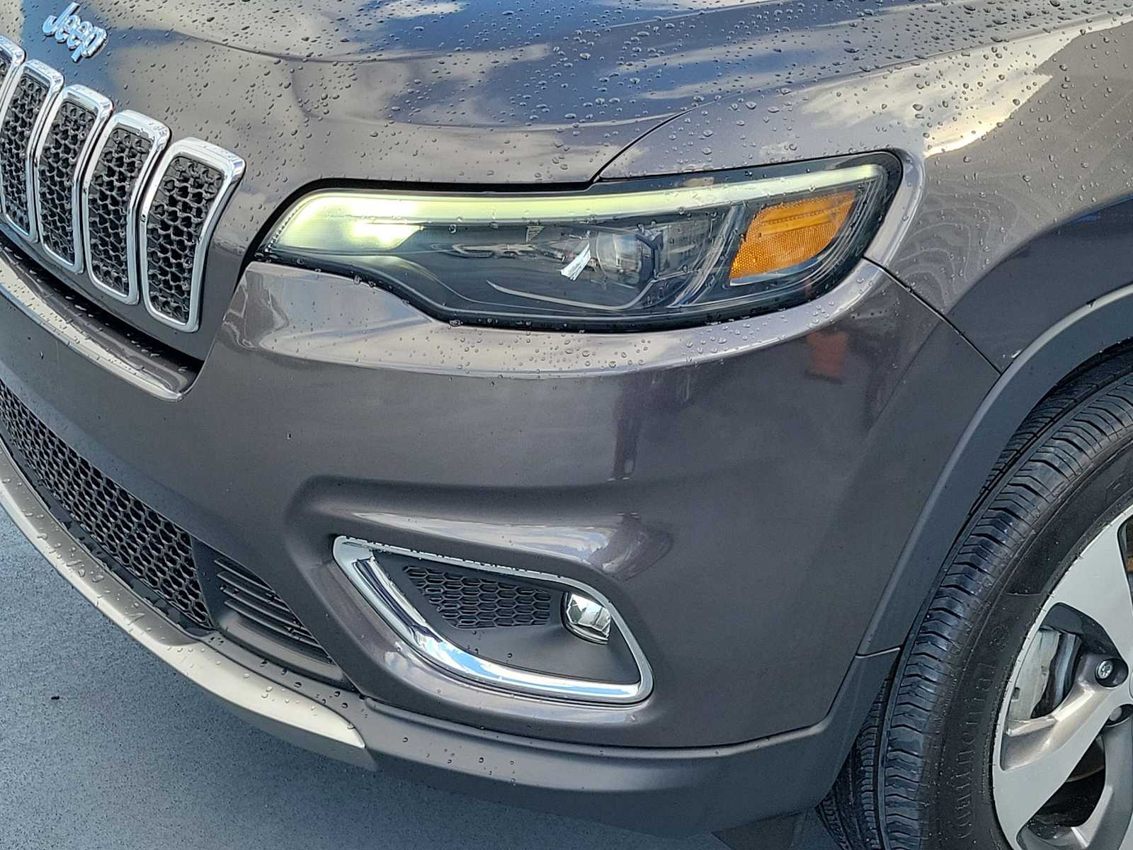 Thumbnail: 2020 Jeep Cherokee - 10