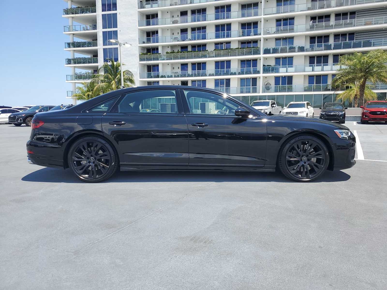 Thumbnail: 2025 Audi S8 - 7