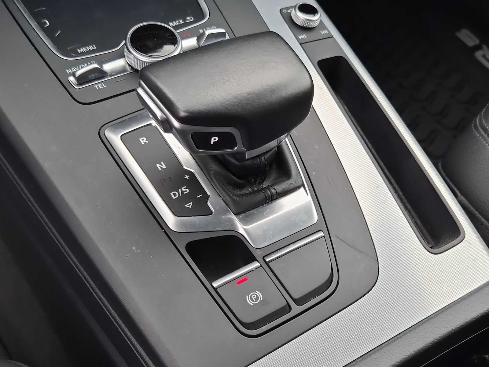 Thumbnail: 2018 Audi Q5 - 24