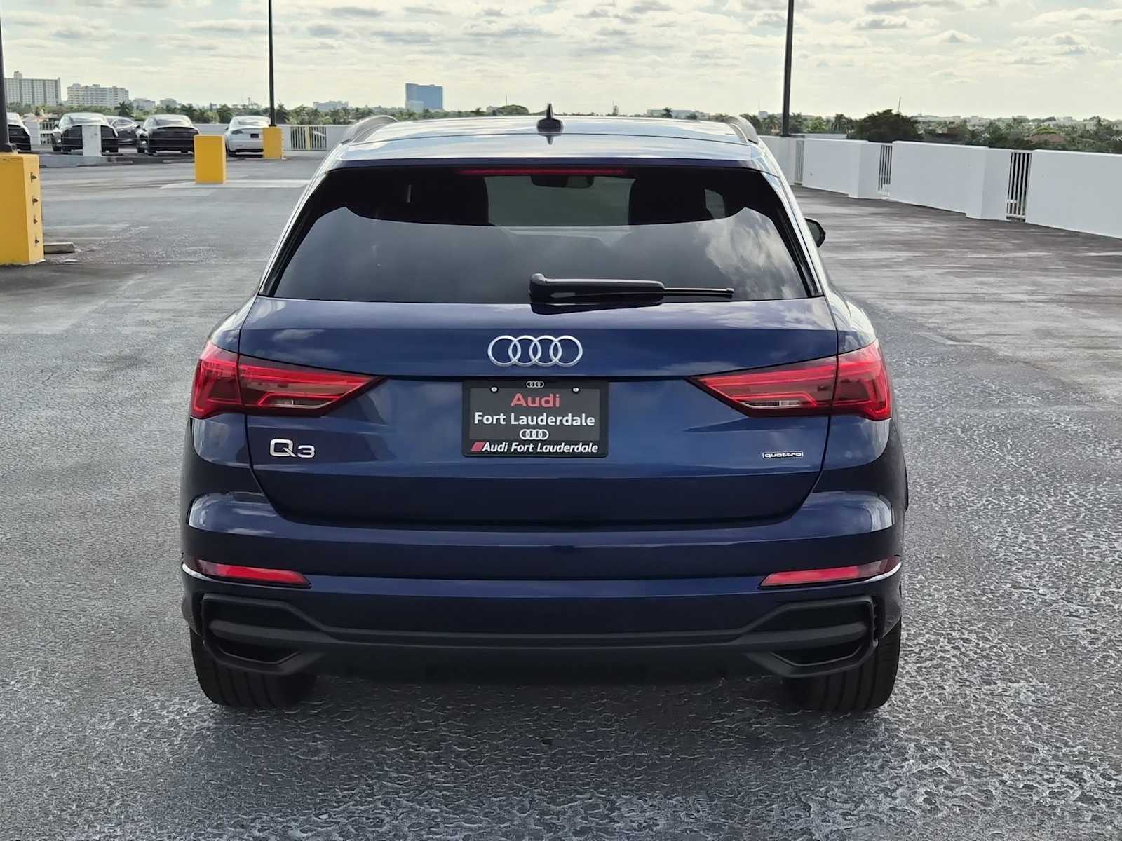 Thumbnail: 2025 Audi Q3 - 5