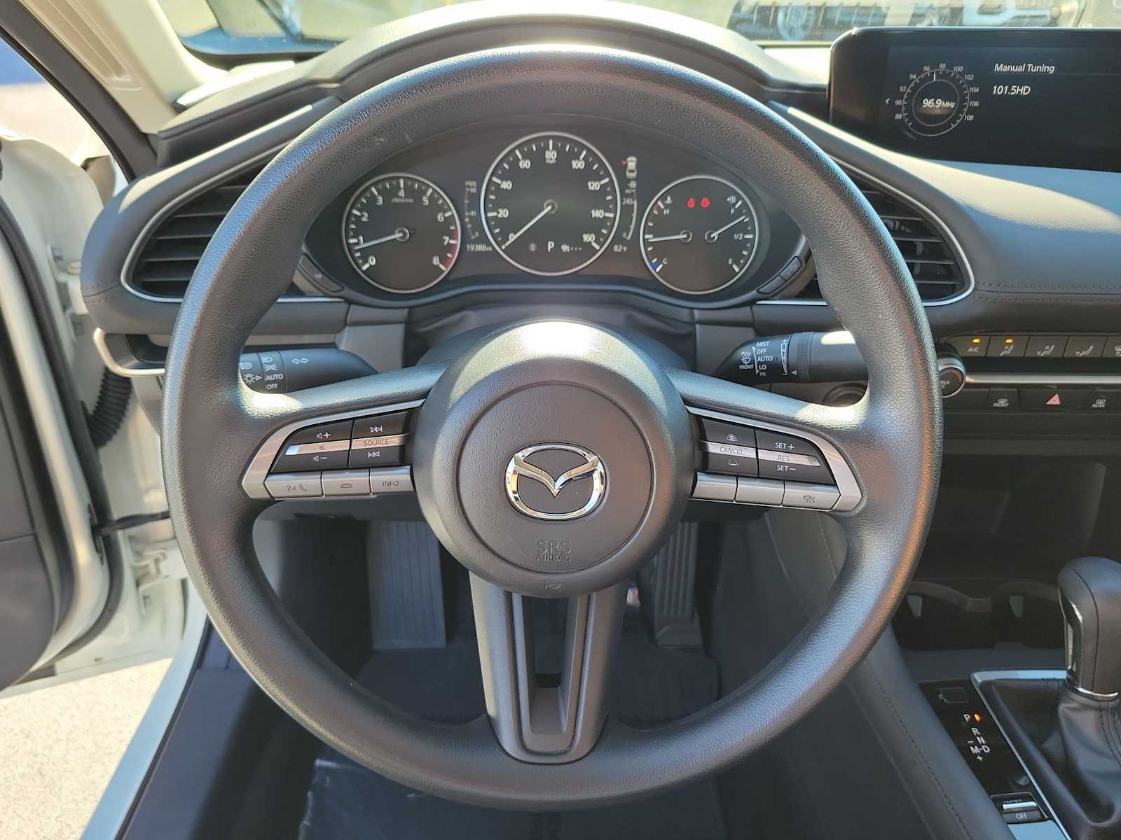 Thumbnail: 2021 Mazda Mazda3 - 19