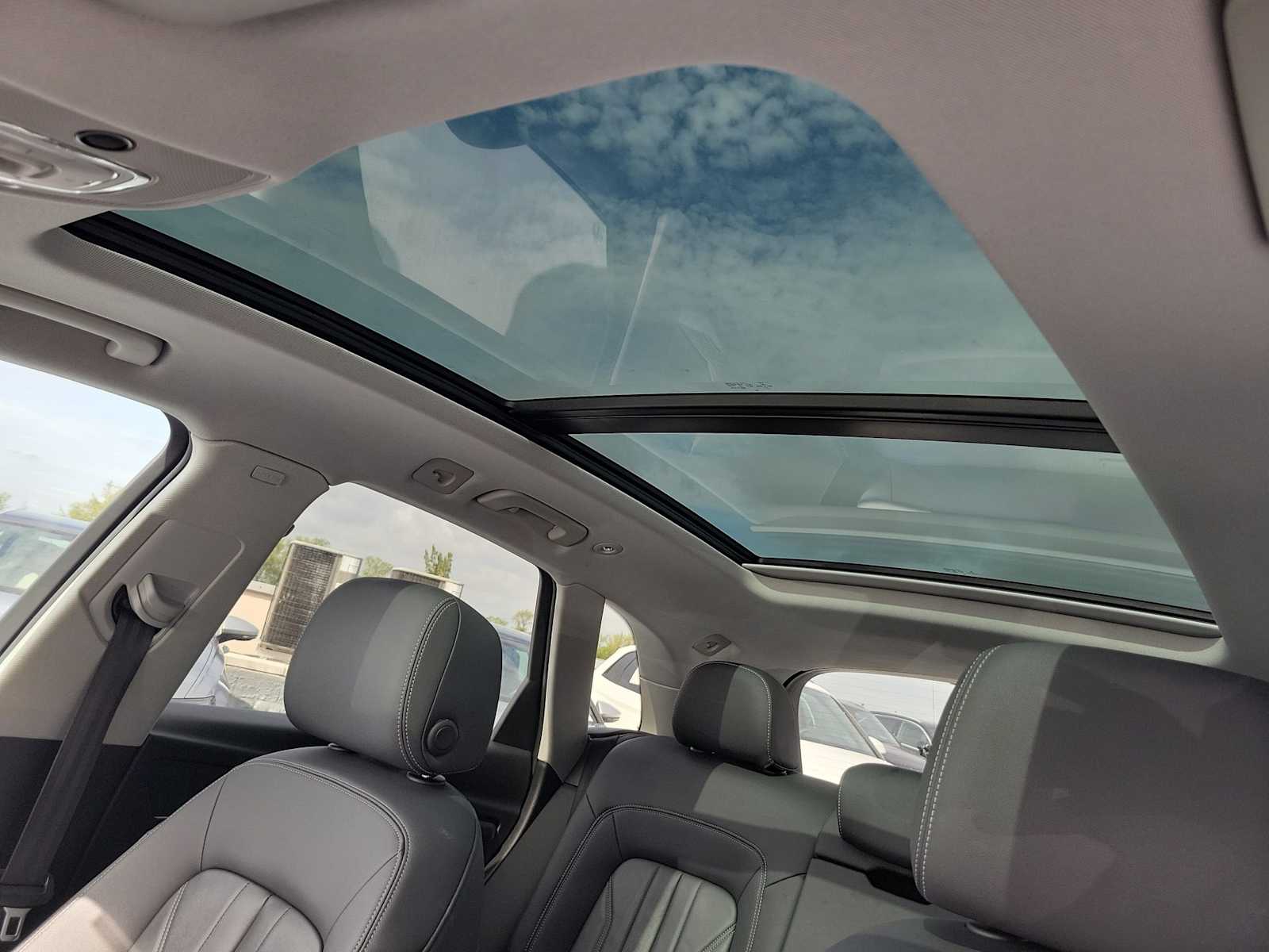 Thumbnail: 2022 Audi Q5 - 18