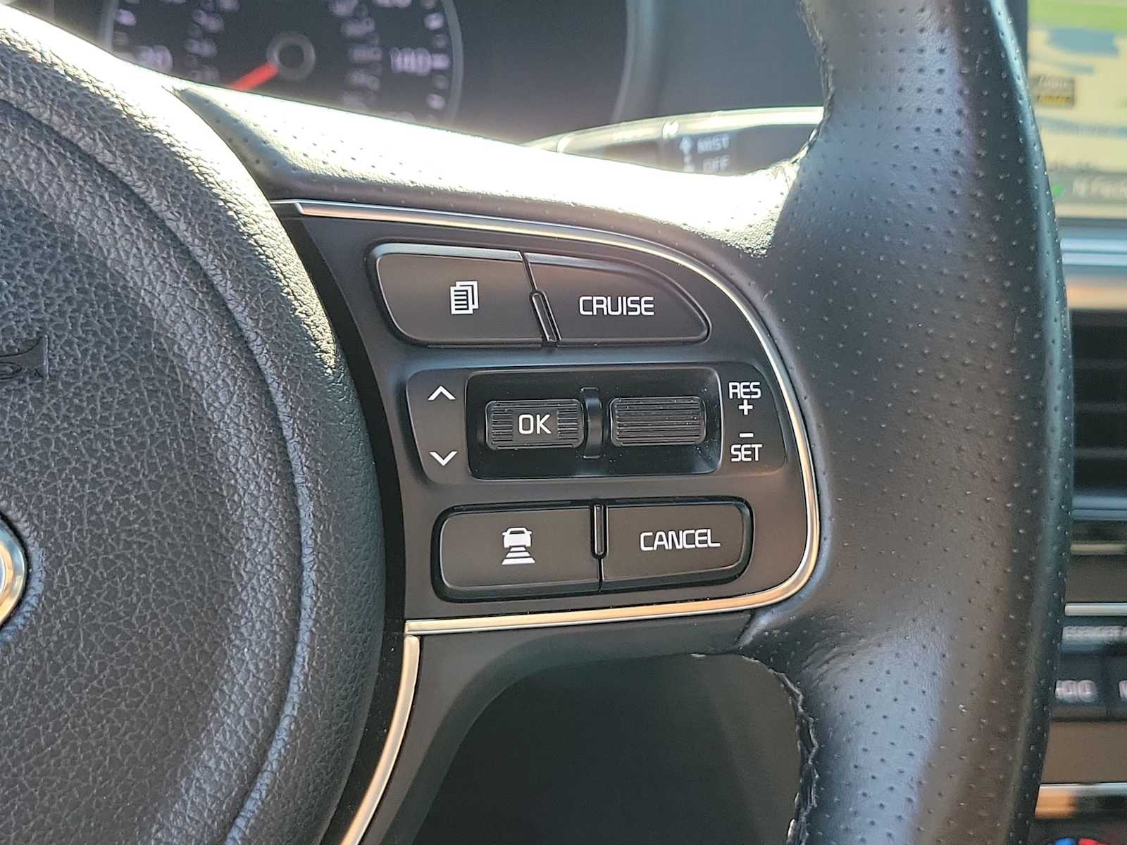 Thumbnail: 2017 Kia Optima - 22