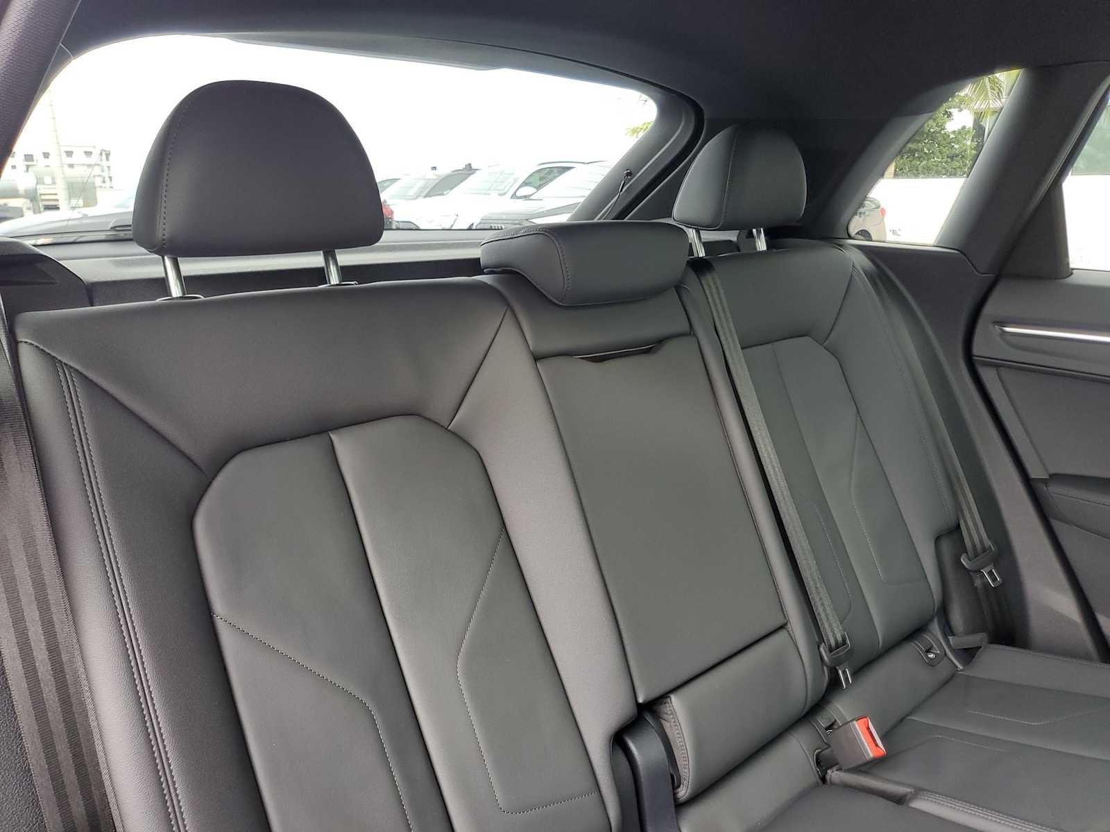 Thumbnail: 2024 Audi Q3 - 20