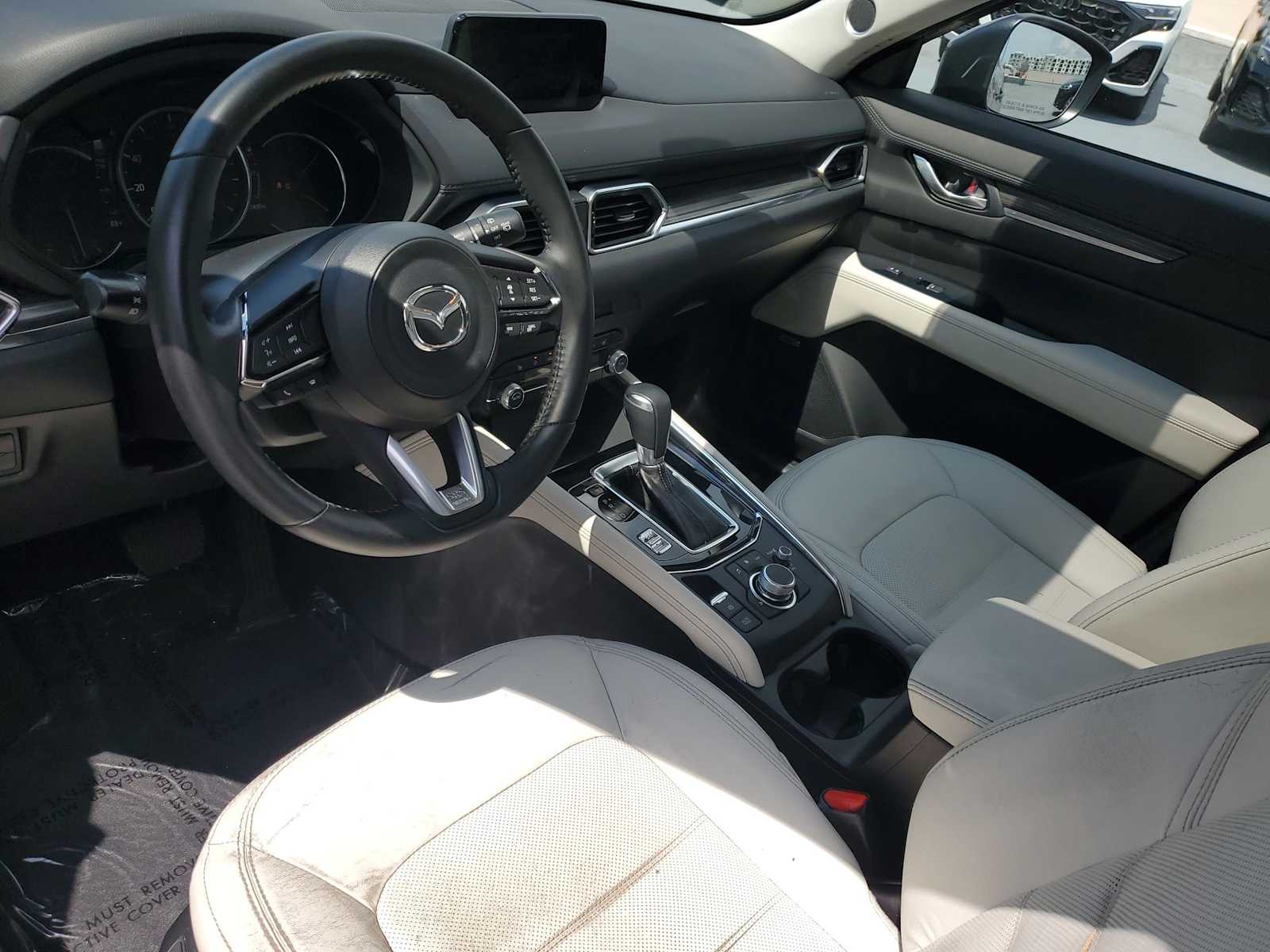 2019 Mazda CX-5 Grand Touring photo 2
