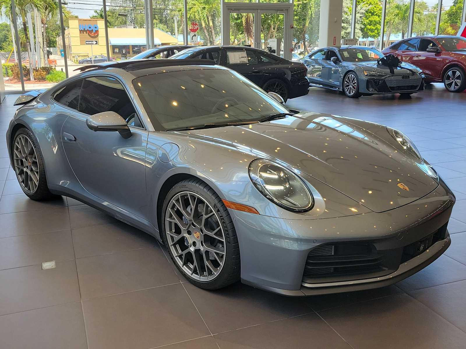 Thumbnail: 2025 Porsche 911 - 8
